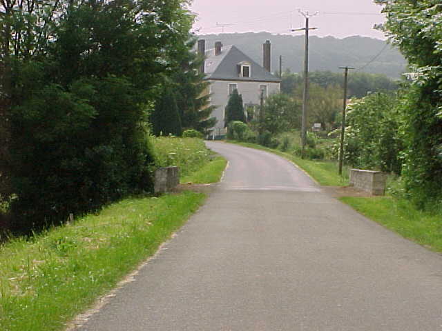 Entrée du village de Théligny